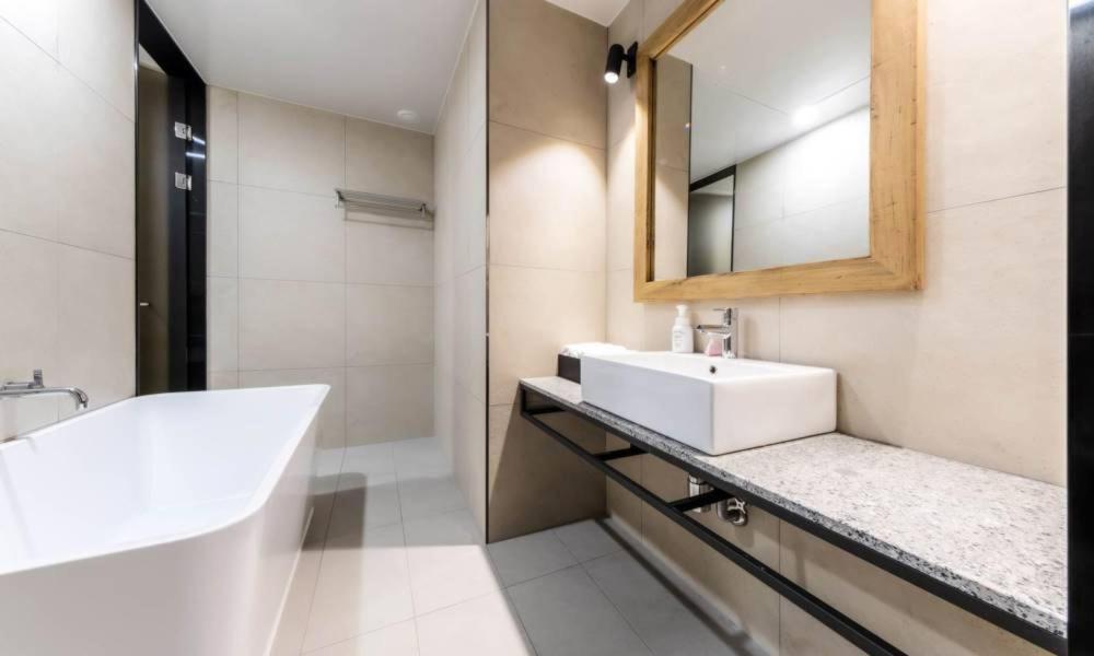 Anseong Nomad Hotel Экстерьер фото